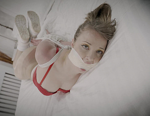 Alt_UK4_Missy_4