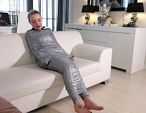 Amber_Custom_Mummy