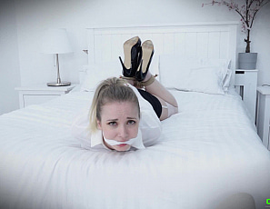 UK2_Missy_Secretary